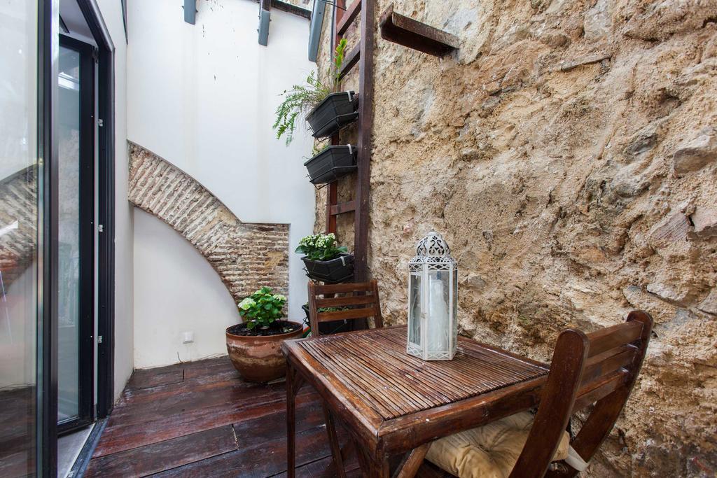 The Old Stables Chiado Apartments Lisboa Екстериор снимка